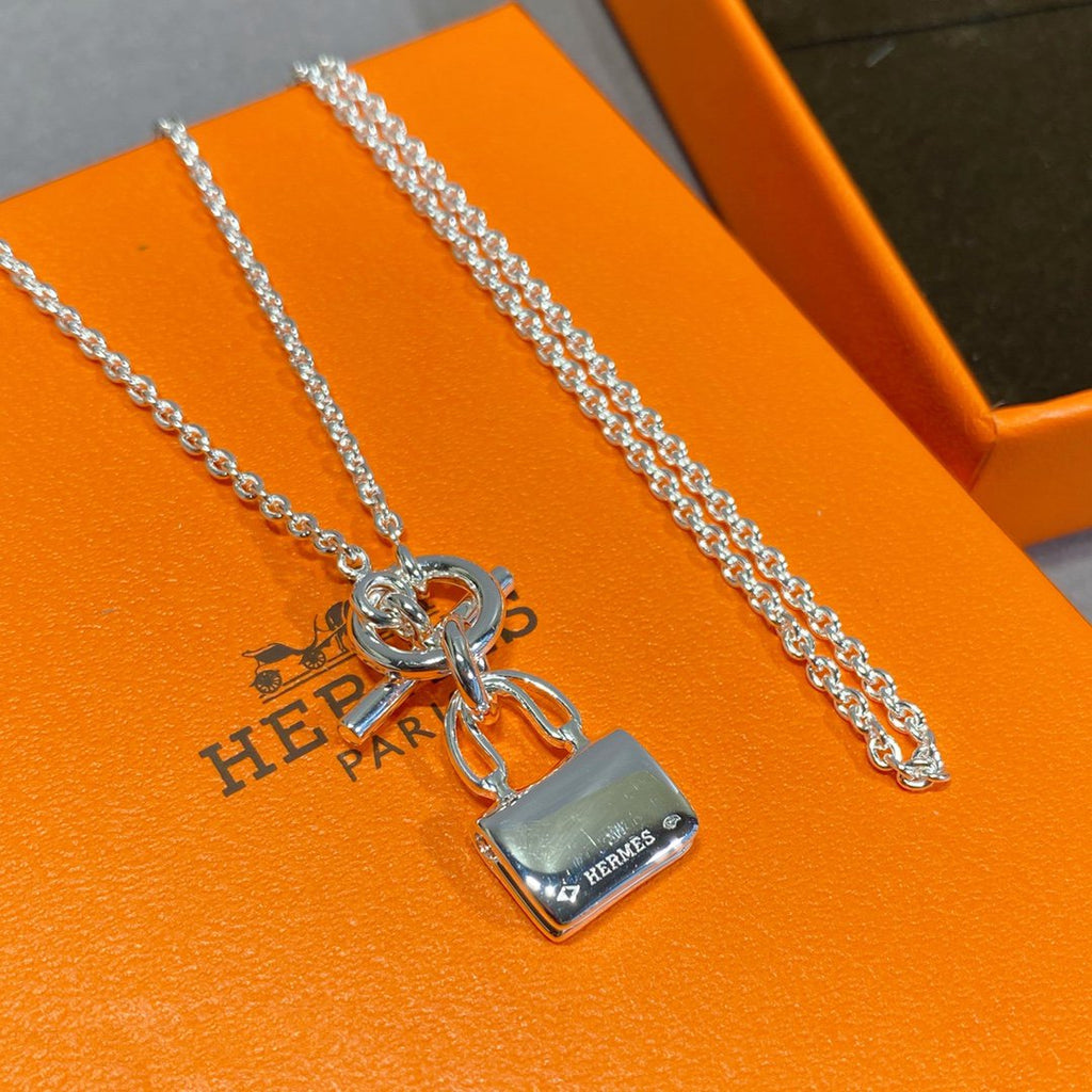 Dream CONSTANCE PEDANT SILVER NECKLACE