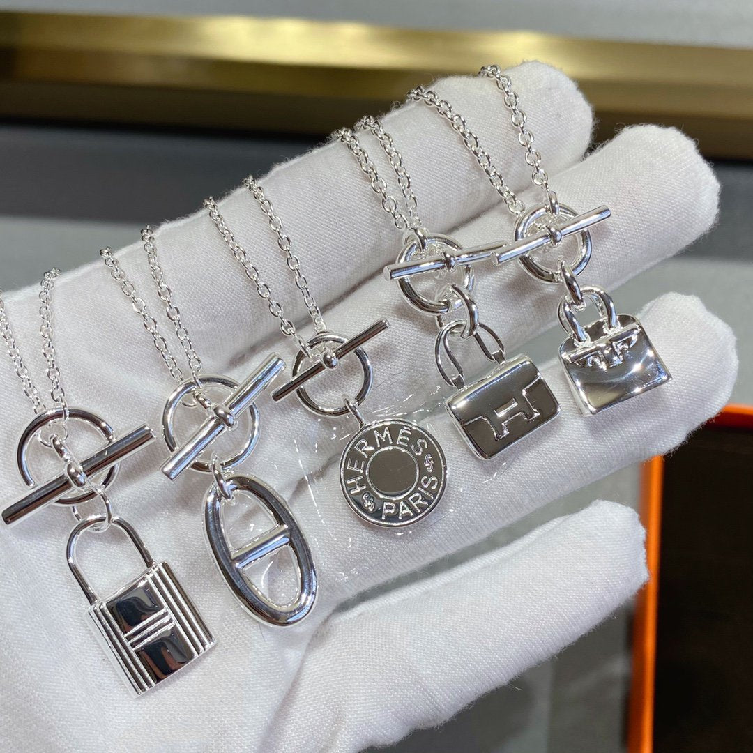 Dream CONSTANCE PEDANT SILVER NECKLACE