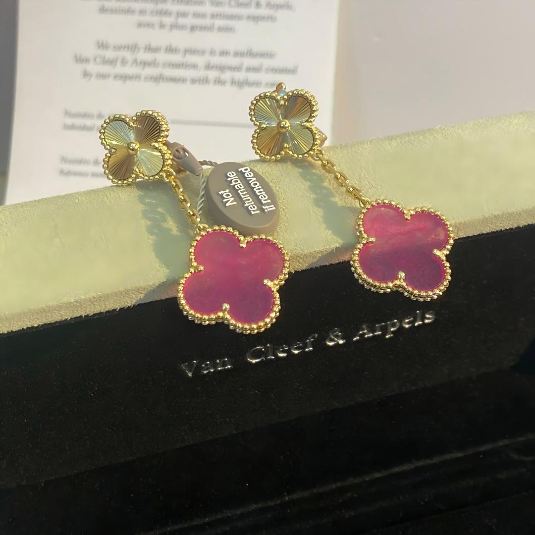 [Dream]NEW CLOVER 2 MOTIF PINK ENAMEL EARRINGS