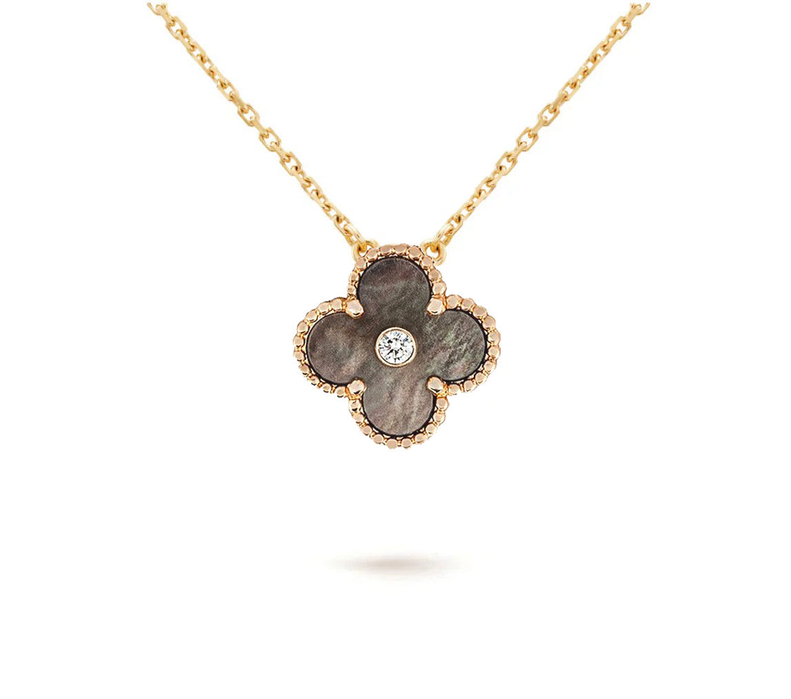 Dream CHRISTMAS LIMITED EDITION NECKLACE COLLECTION