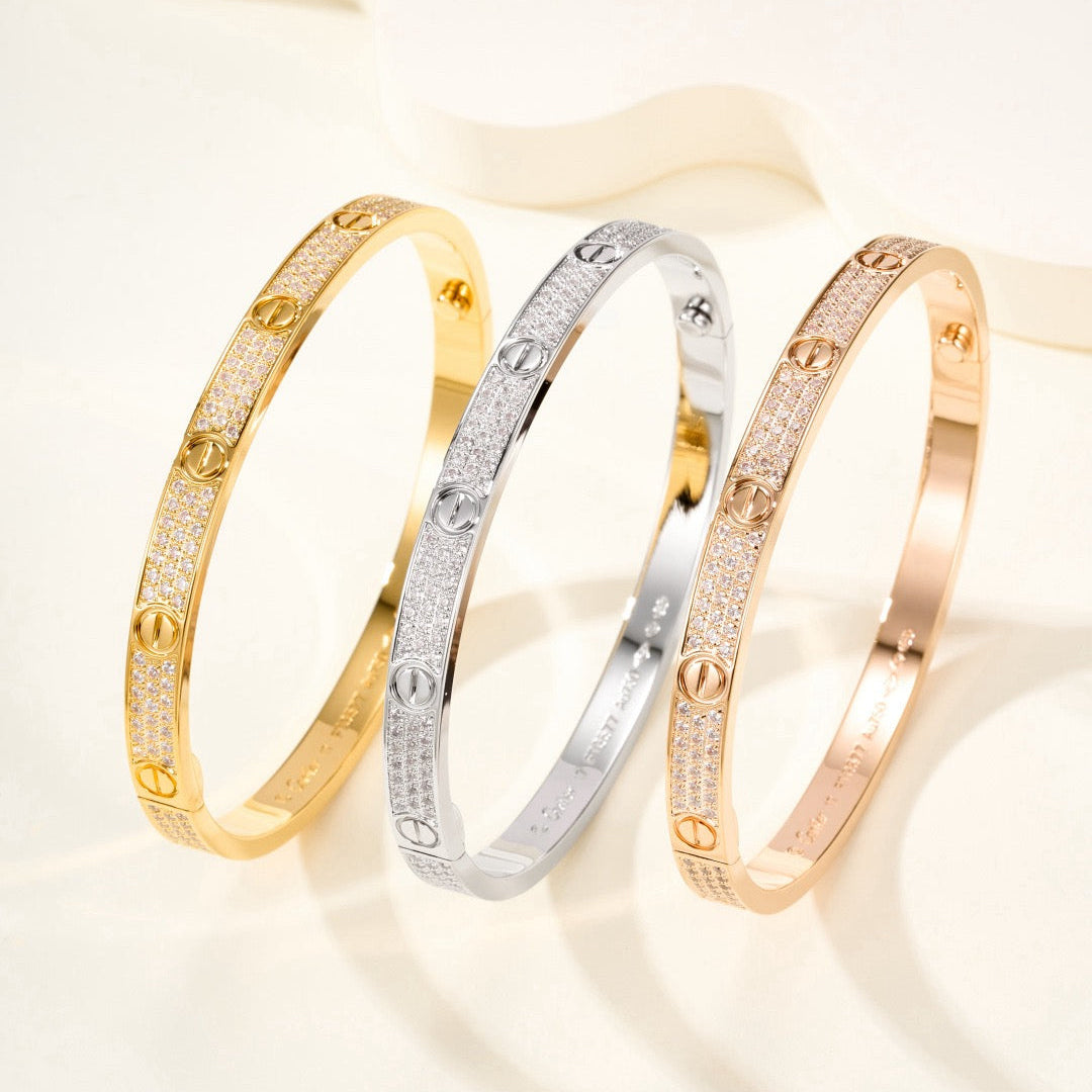 Dream LOVE BRACELET 4.8MM DIAMOND-PAVED