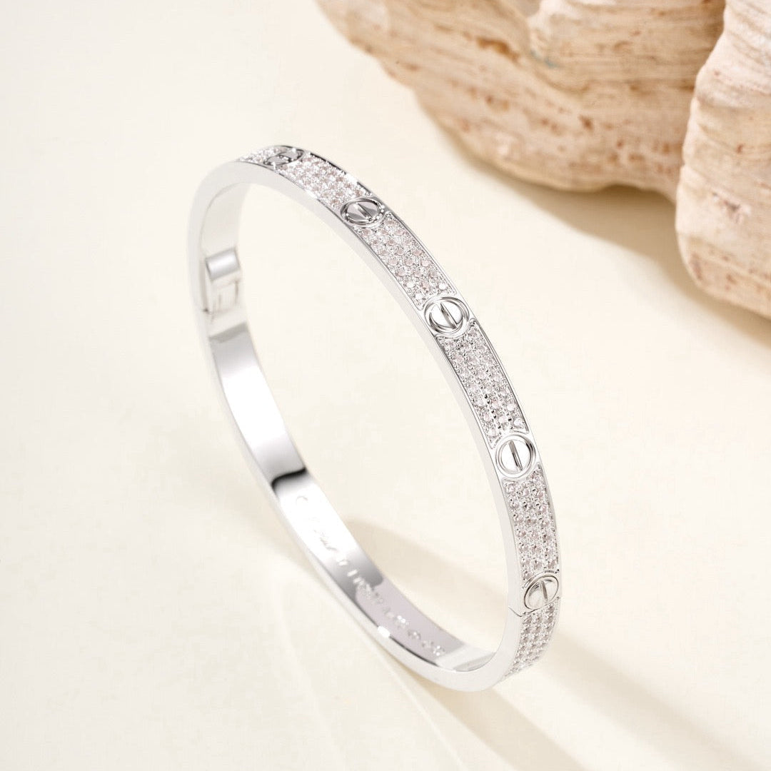 Dream LOVE BRACELET 4.8MM DIAMOND-PAVED