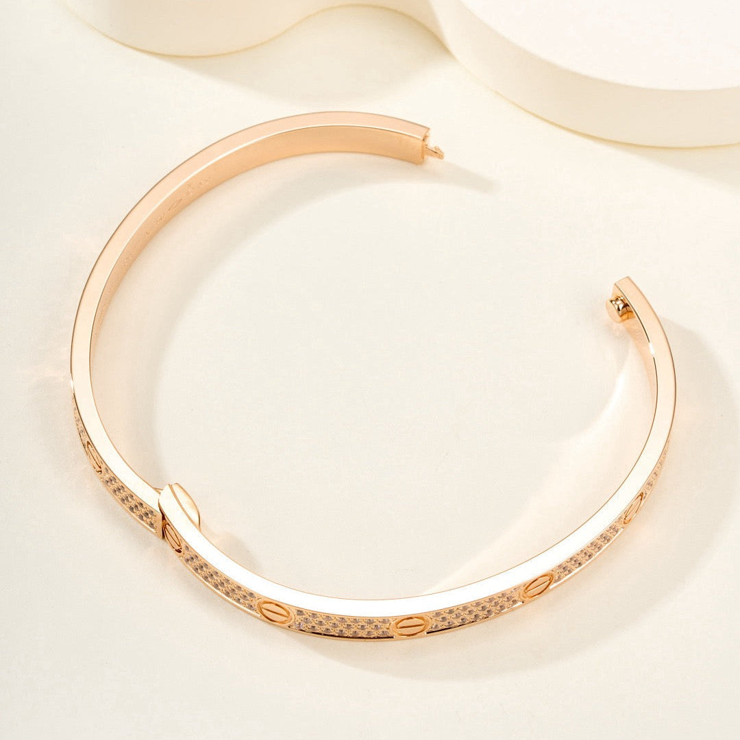 Dream LOVE ARMBAND 4,8 MM MIT DIAMANTBESATZ