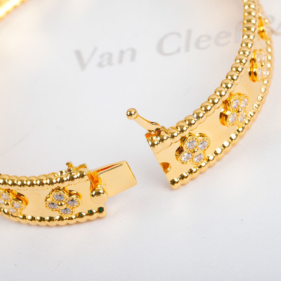 Dream CLOVER BRACELET 8MM DIAMONDS