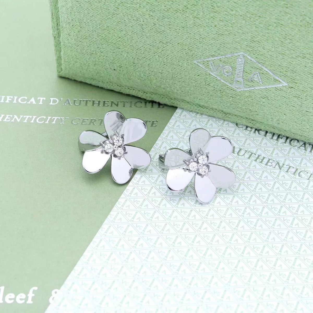 Dream FRIVOLE EARRINGS- LARGE MODEL