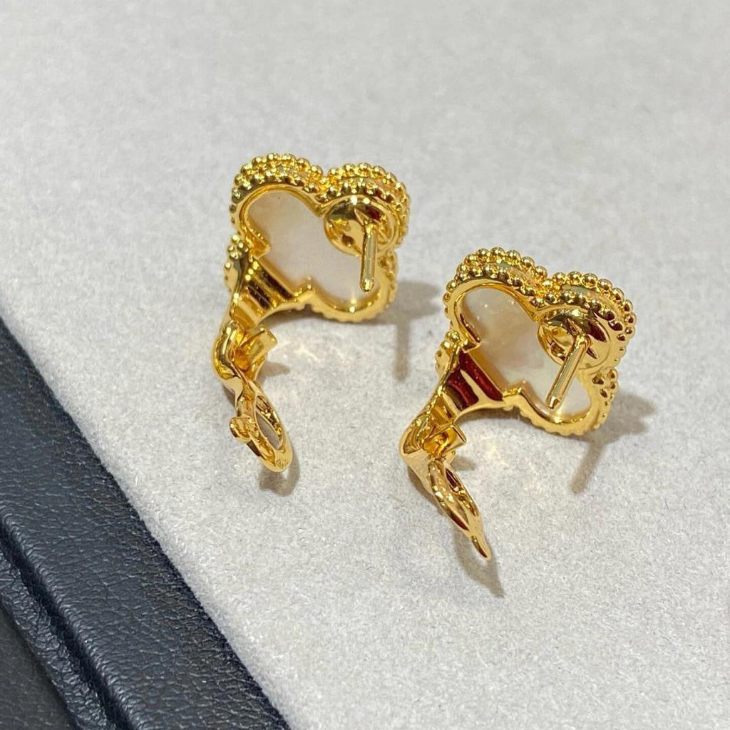 [Dream ] CLOVER LARGE (20mm) 1 MOTIFS WHITE MOP STUD EARRINGS