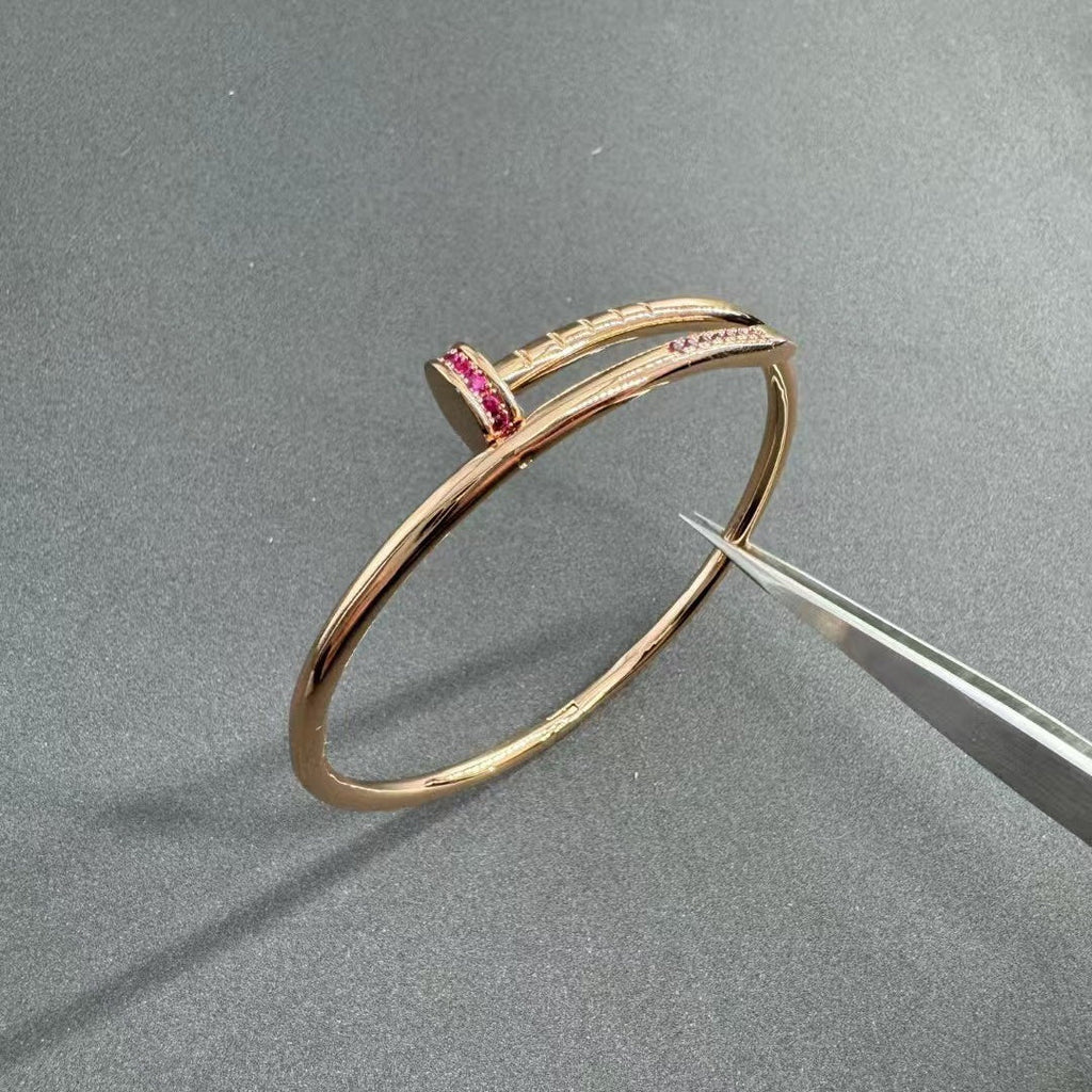 {
  "Dream ": "ジュスト アン クル ブレスレット 2.5mm ダイヤモンド 新品"
}