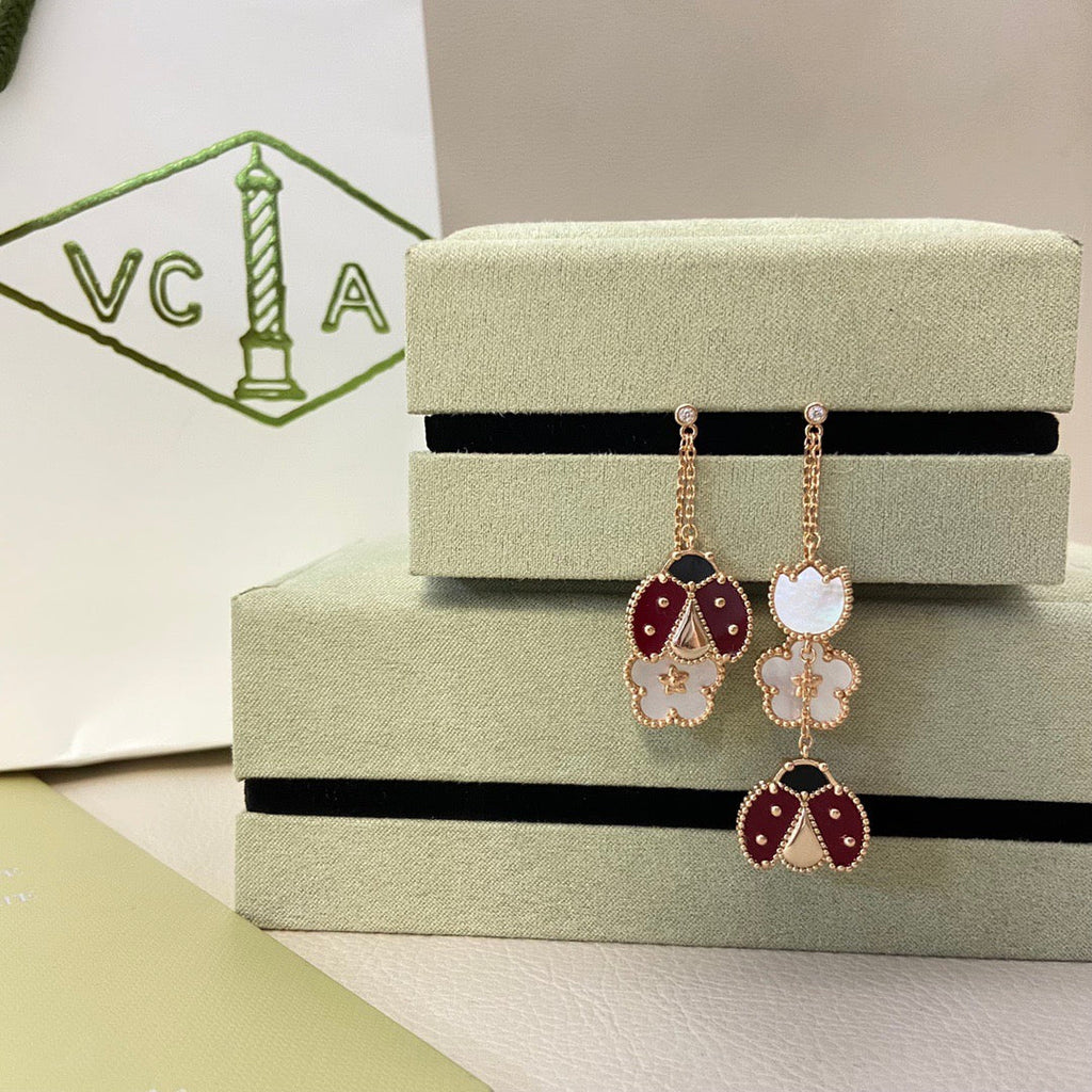 Dream LUCKY LADYBUG WHITE MOP EARRINGS