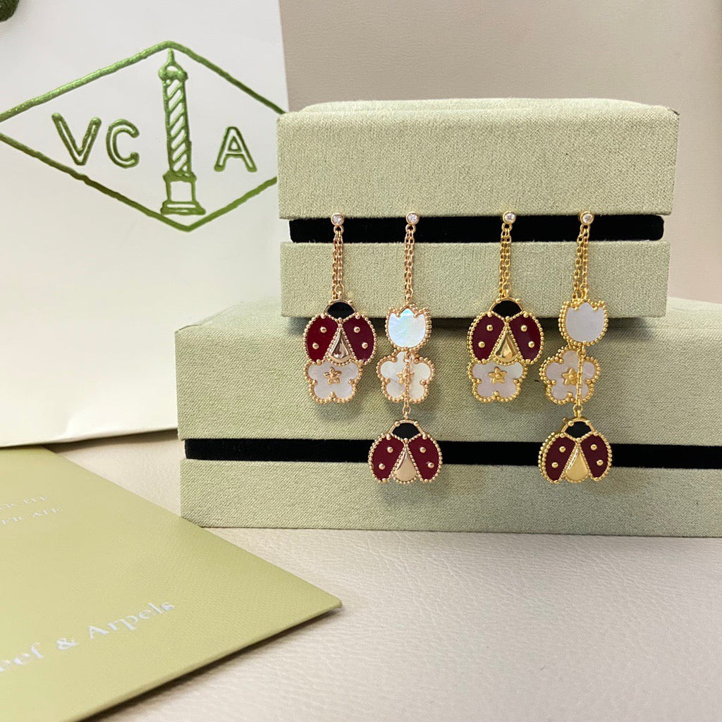Dream LUCKY LADYBUG WHITE MOP EARRINGS