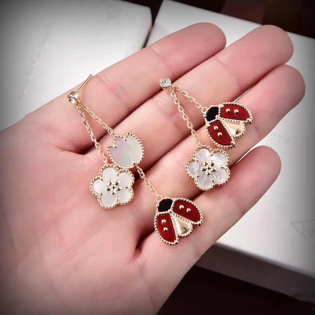 Dream LUCKY LADYBUG WHITE MOP EARRINGS