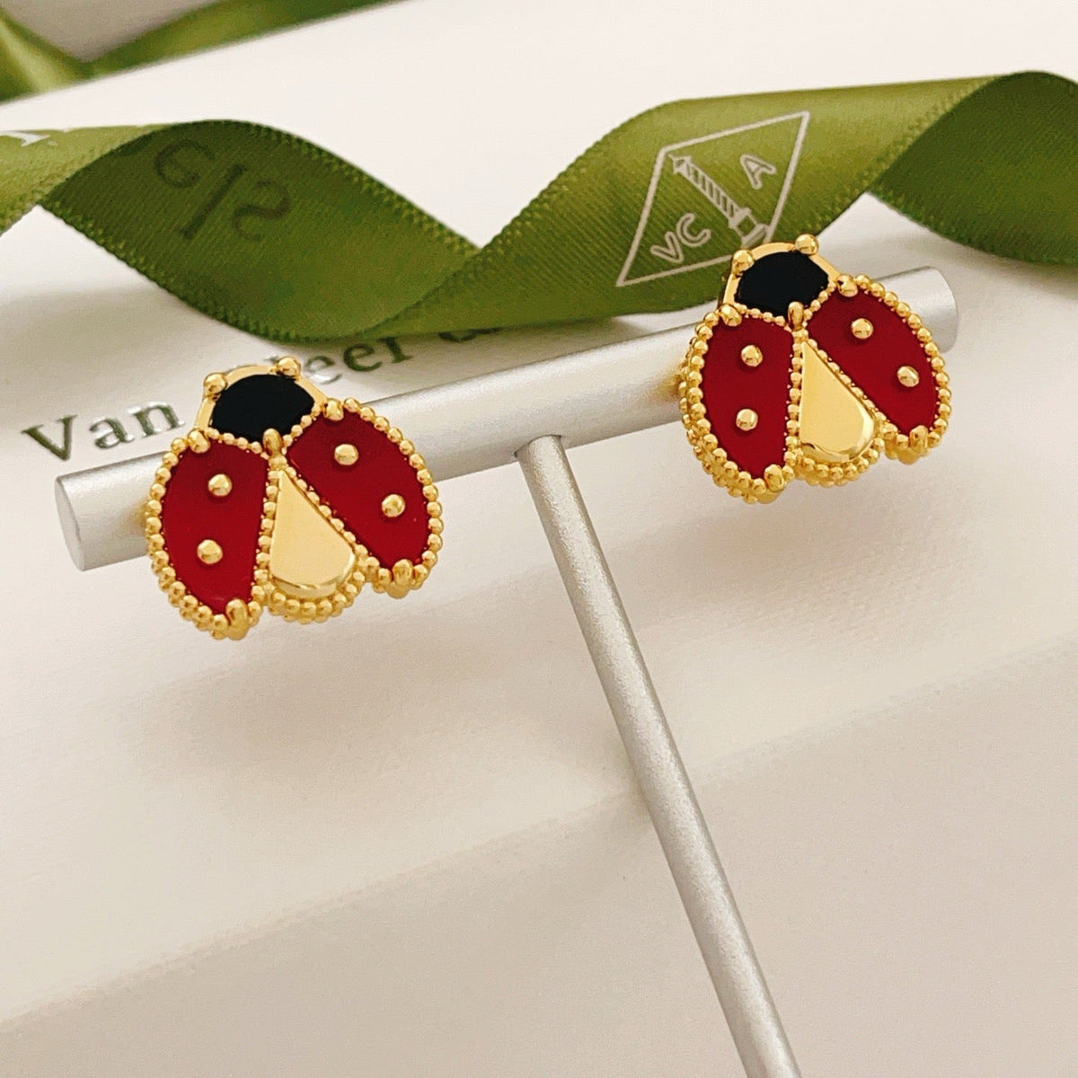Dream LUCKY LADYBUG EARRINGS