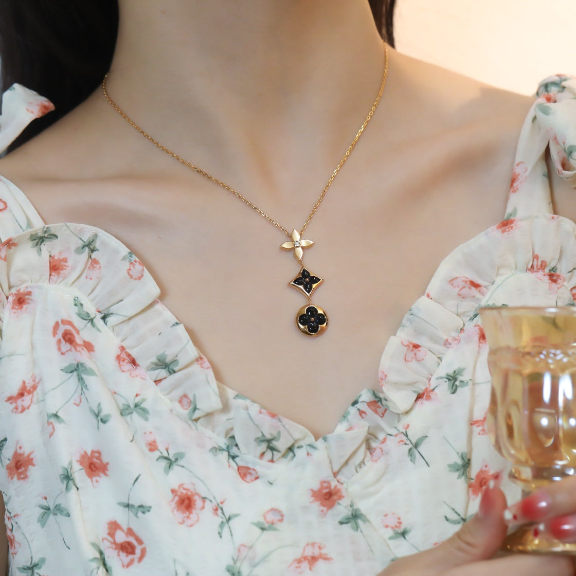 Dream STAR AND SUN ONYX ROSÉGOLD-HALSKETTE