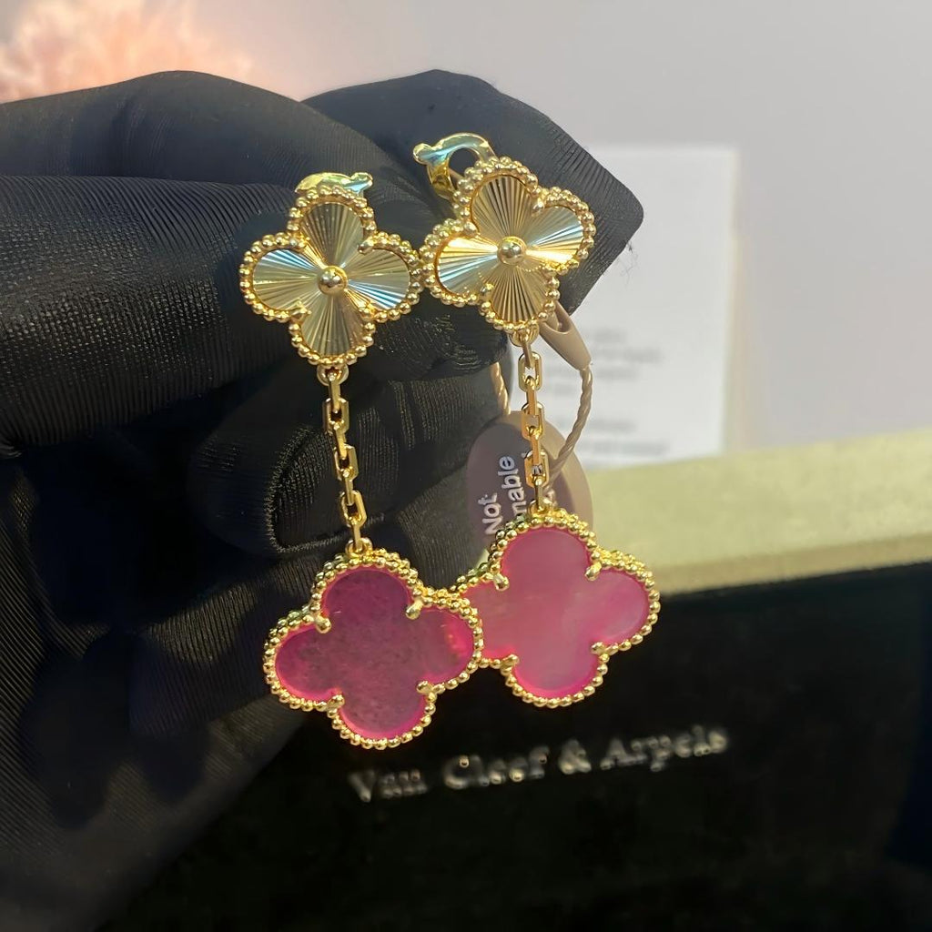 [Dream]NEW CLOVER 2 MOTIF PINK ENAMEL EARRINGS