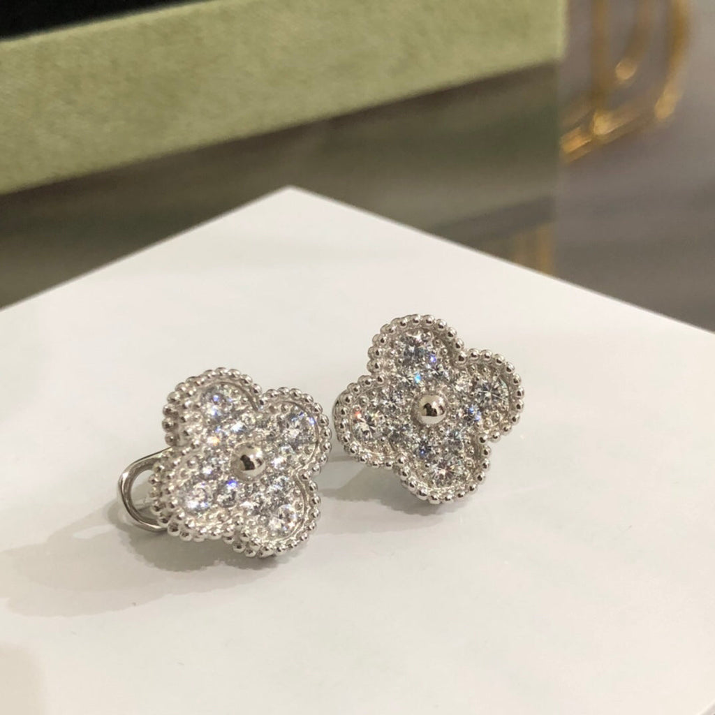 Dream CLOVER 1 MOTIFS DIAMOND STUD EARRINGS SILVER