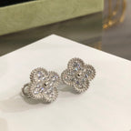 Dream CLOVER 1 MOTIFS DIAMOND STUD EARRINGS SILVER