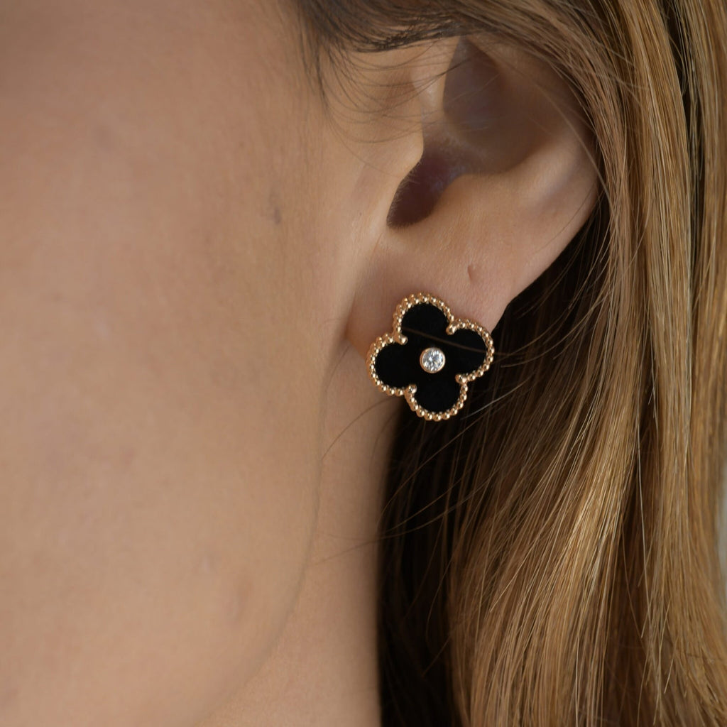 Dream CLOVER MEDIUM 1 MOTIFS ONYX DIAMOND EARRINGS