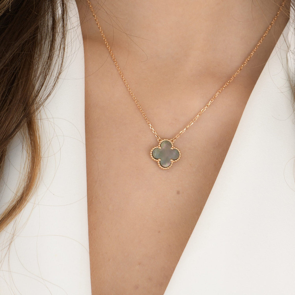 Dream CLOVER 15MM  GRAY MOTHER OF PEARL NECKLACE