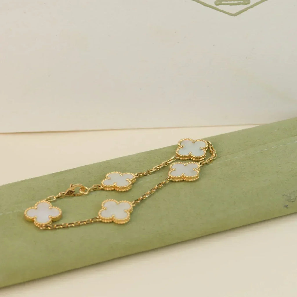 [Dream ]New CLOVER WHITE PEARL MOP 5 MOTIF BRACELET COLLECTION