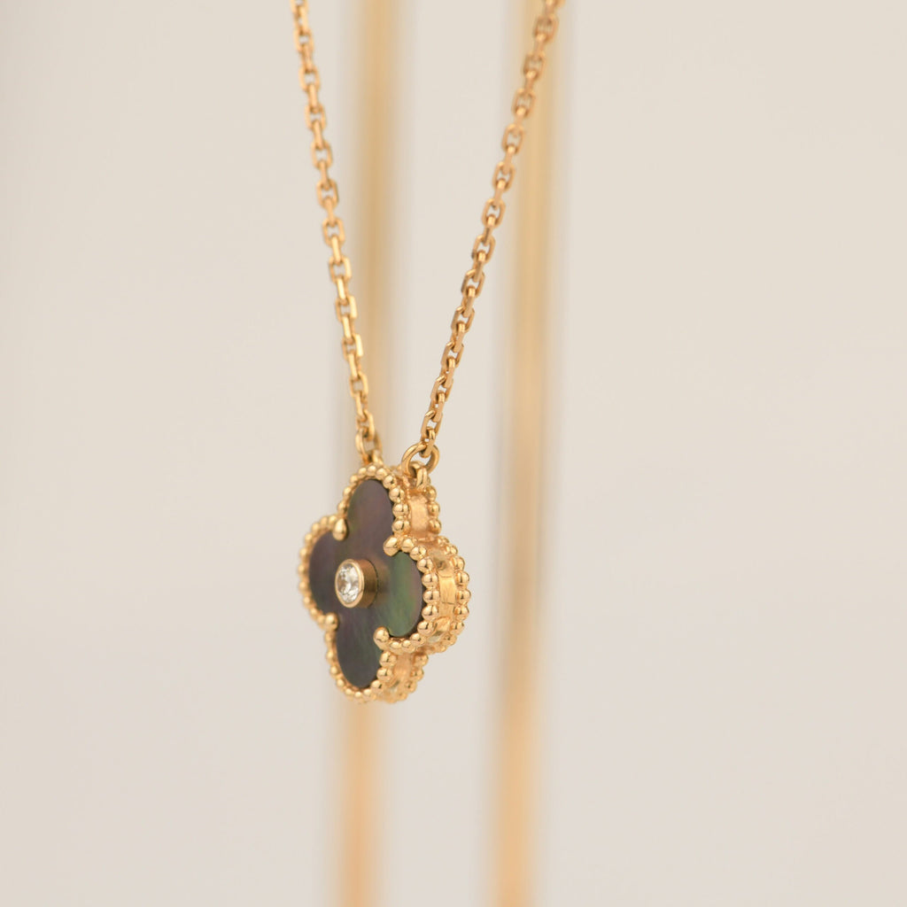 Dream CLOVER 15MM DIAMOND AND MOTHER-OF-GREY NECKLACE
