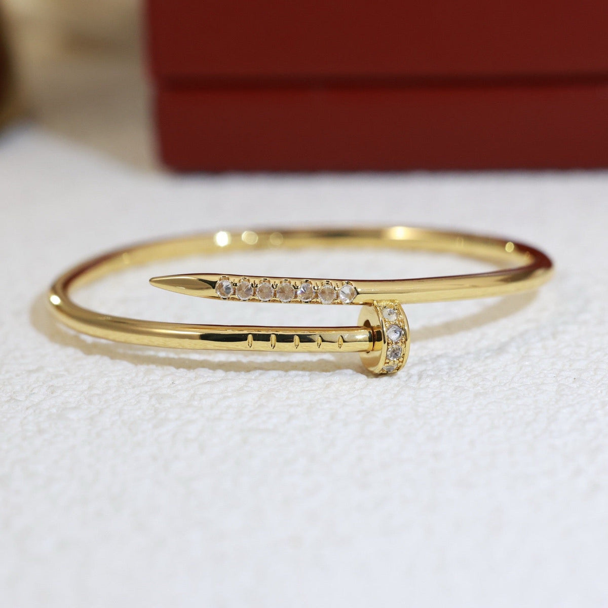 {
  "Dream ": "ジュスト アン クル ブレスレット 2.5mm ダイヤモンド 新品"
}