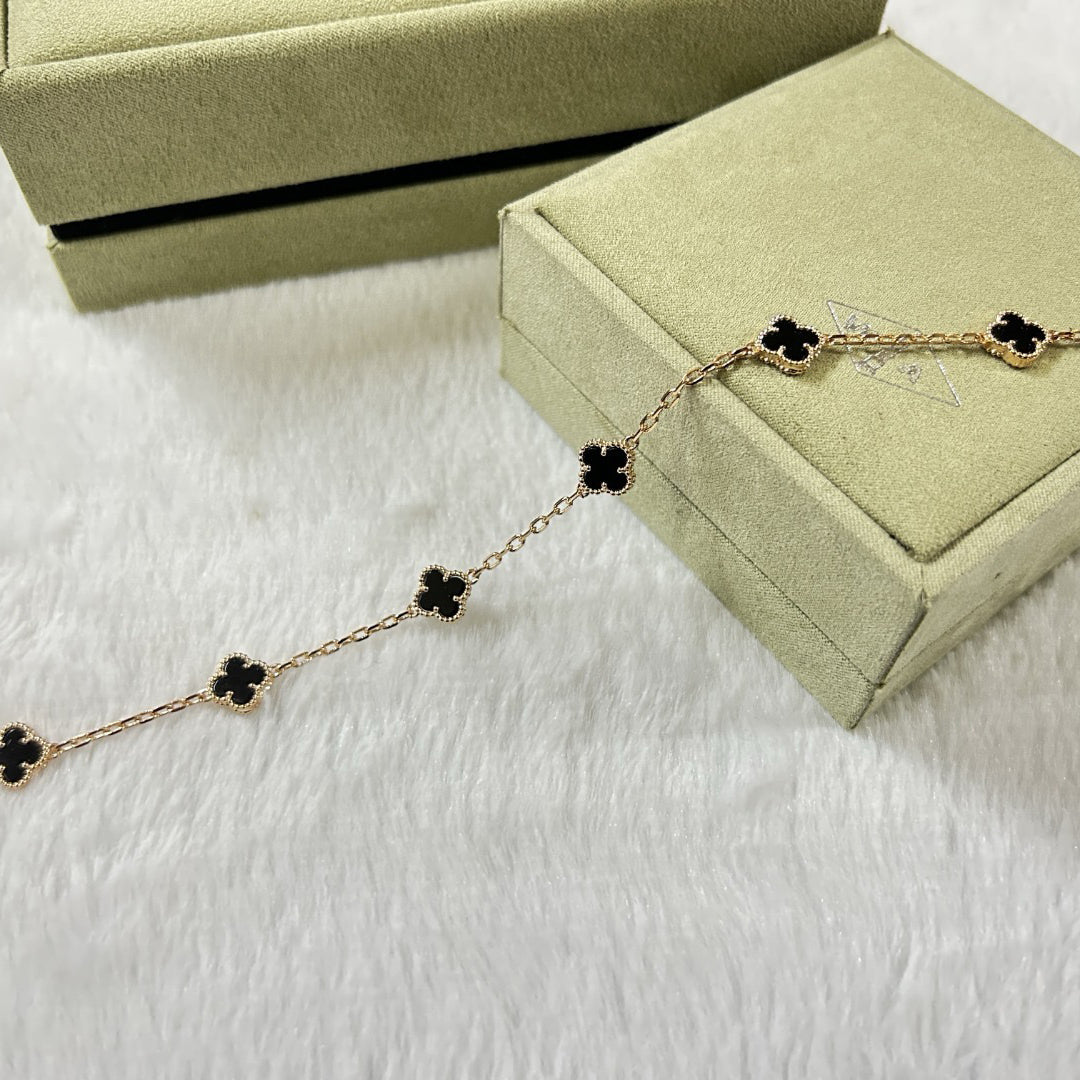 [Dream ]CLOVER 6 MOTIF  ONYXS BRACELET