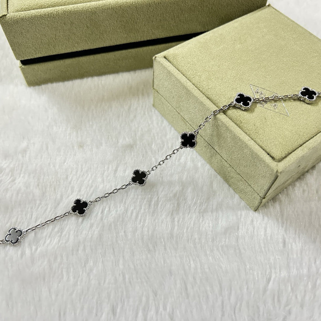 [Dream ]CLOVER 6 MOTIF  ONYXS BRACELET