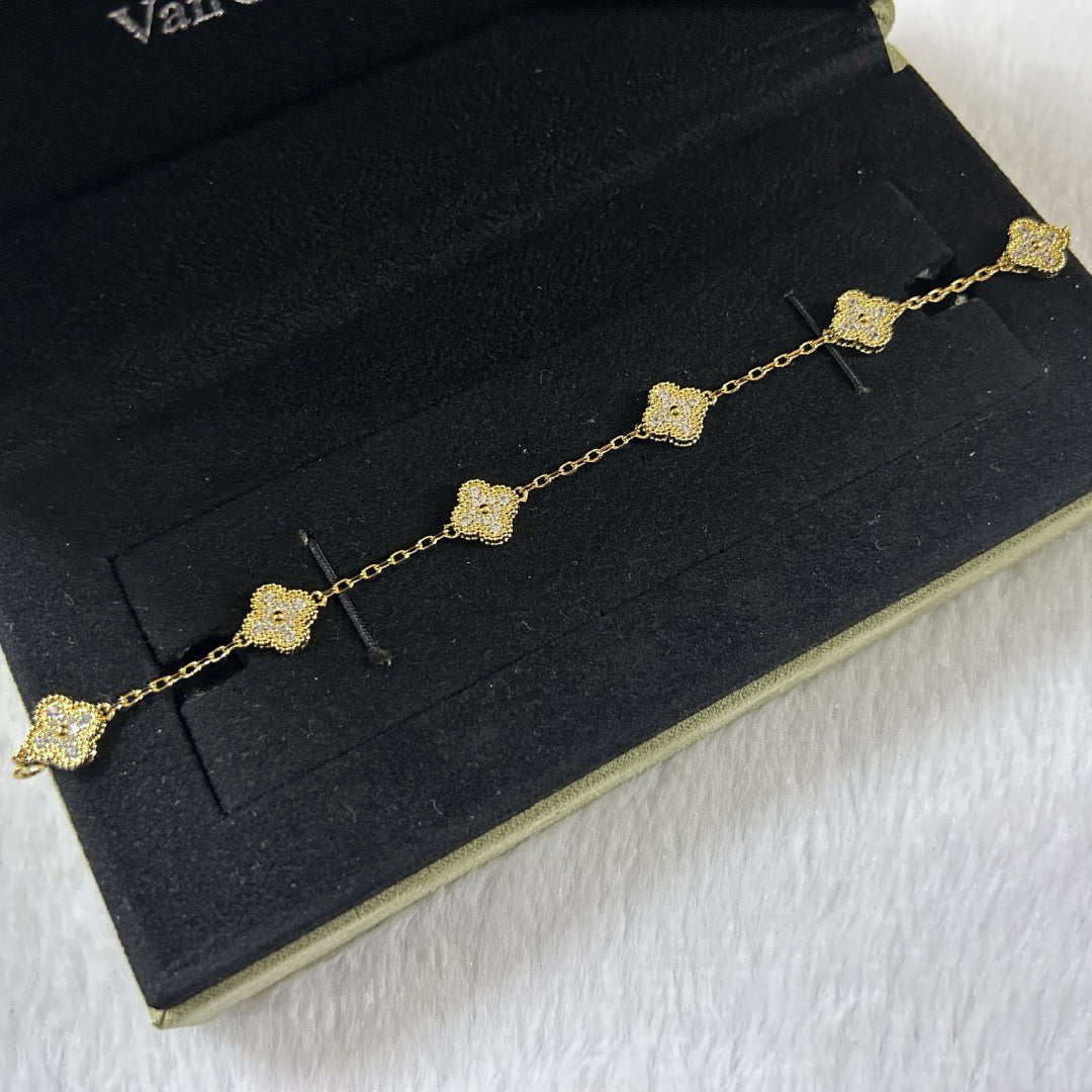[Dream ]New CLOVER 6 MOTIF DIAMOND BRACELET