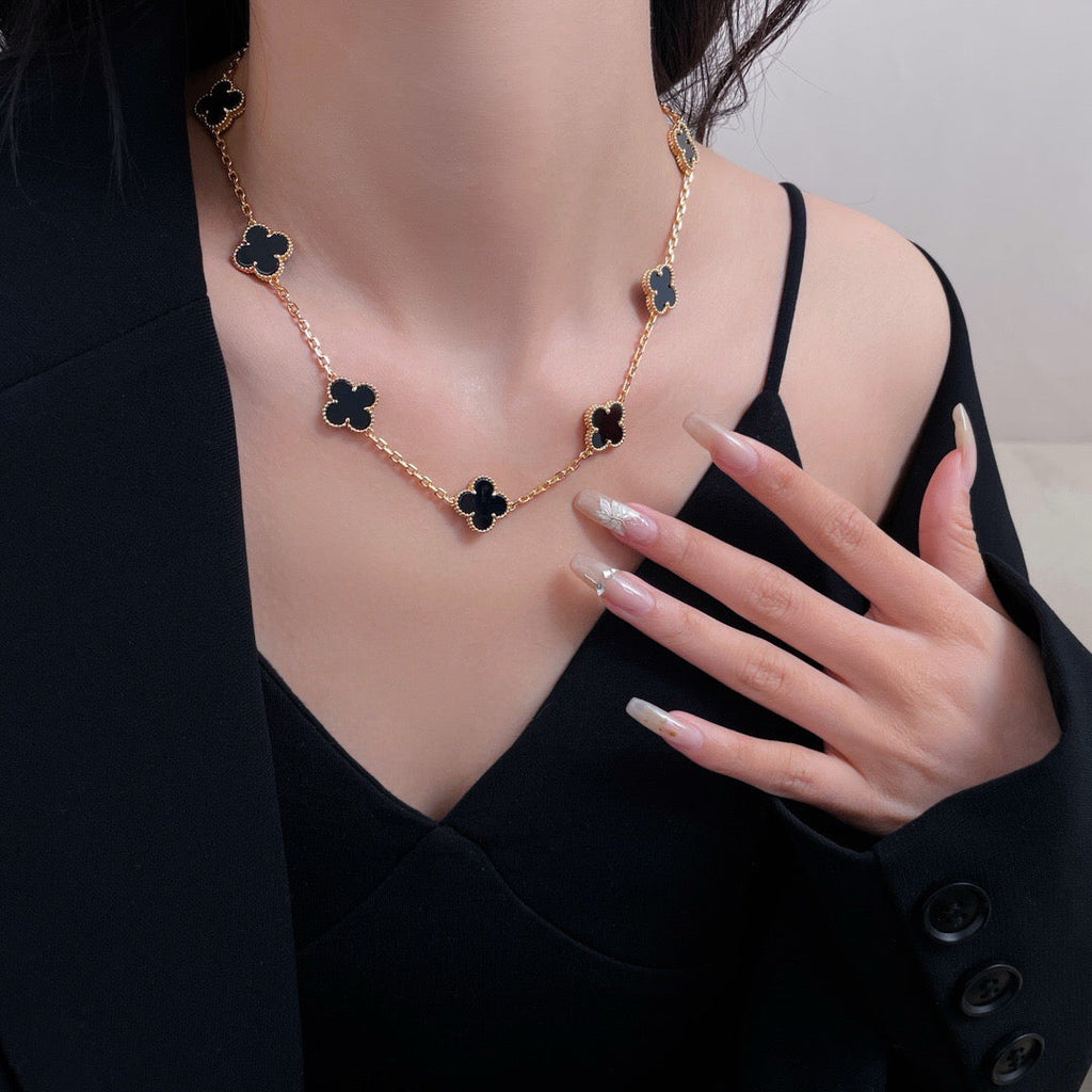 Dream CLOVER 10 MOTIFS ONYX NECKLACE