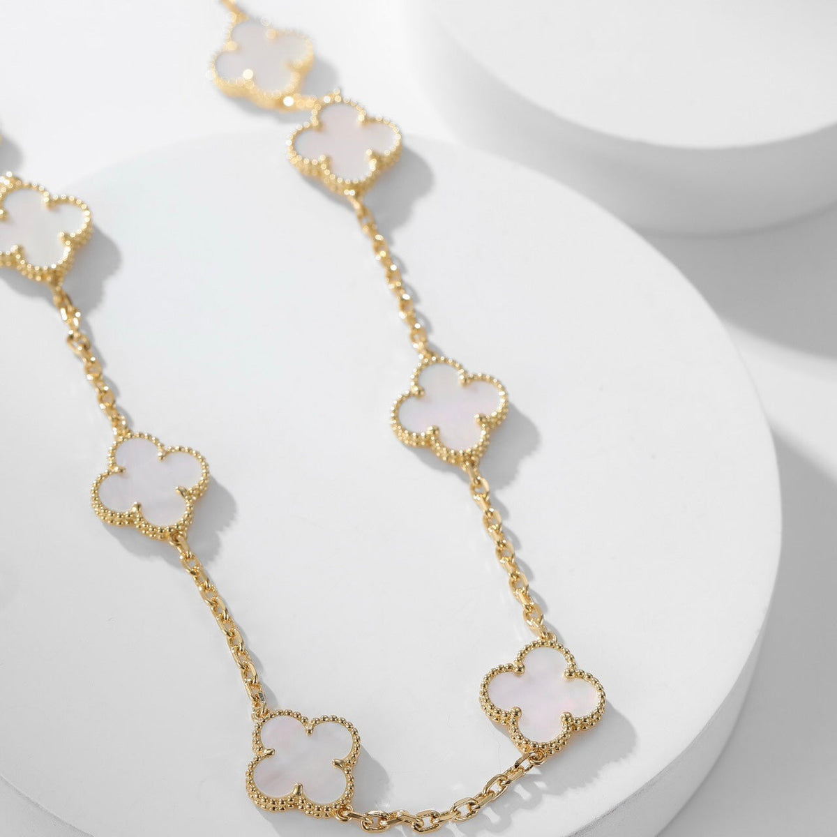 Dream CLOVER 10 MOTIFS WHITE MOTHER OF PEARL NECKLACE