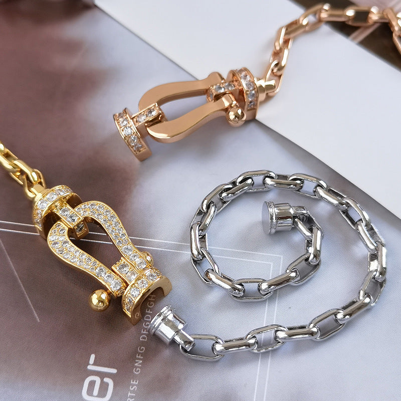 Dream FORCE LARGE HORSESHOE CLASP  METAL BRACELET