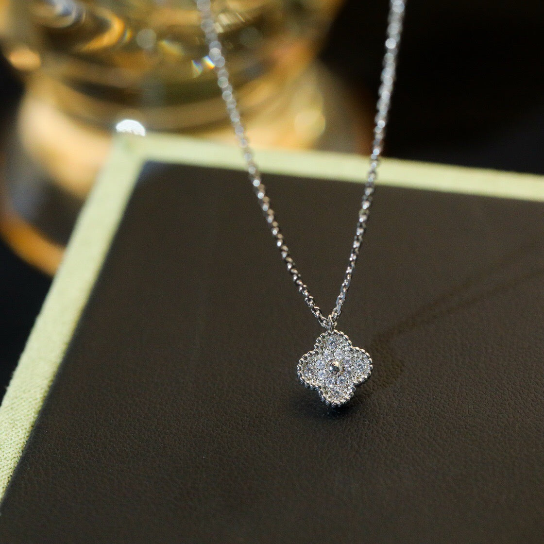 Dream CLOVER MINI 9.5MM PENDANT DIAMOND NECKLACE