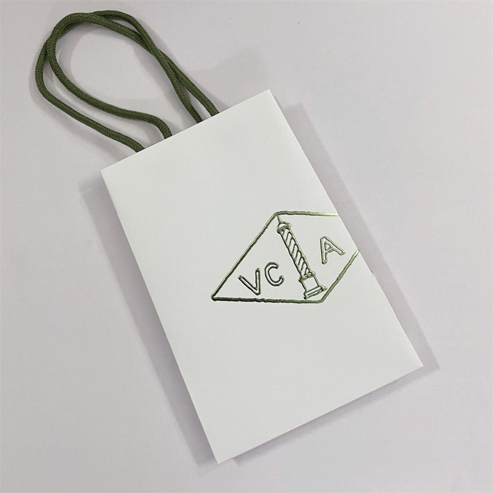 Dream VA CLOVER BRACELET NECKLACE RING BOX GIFT BAG