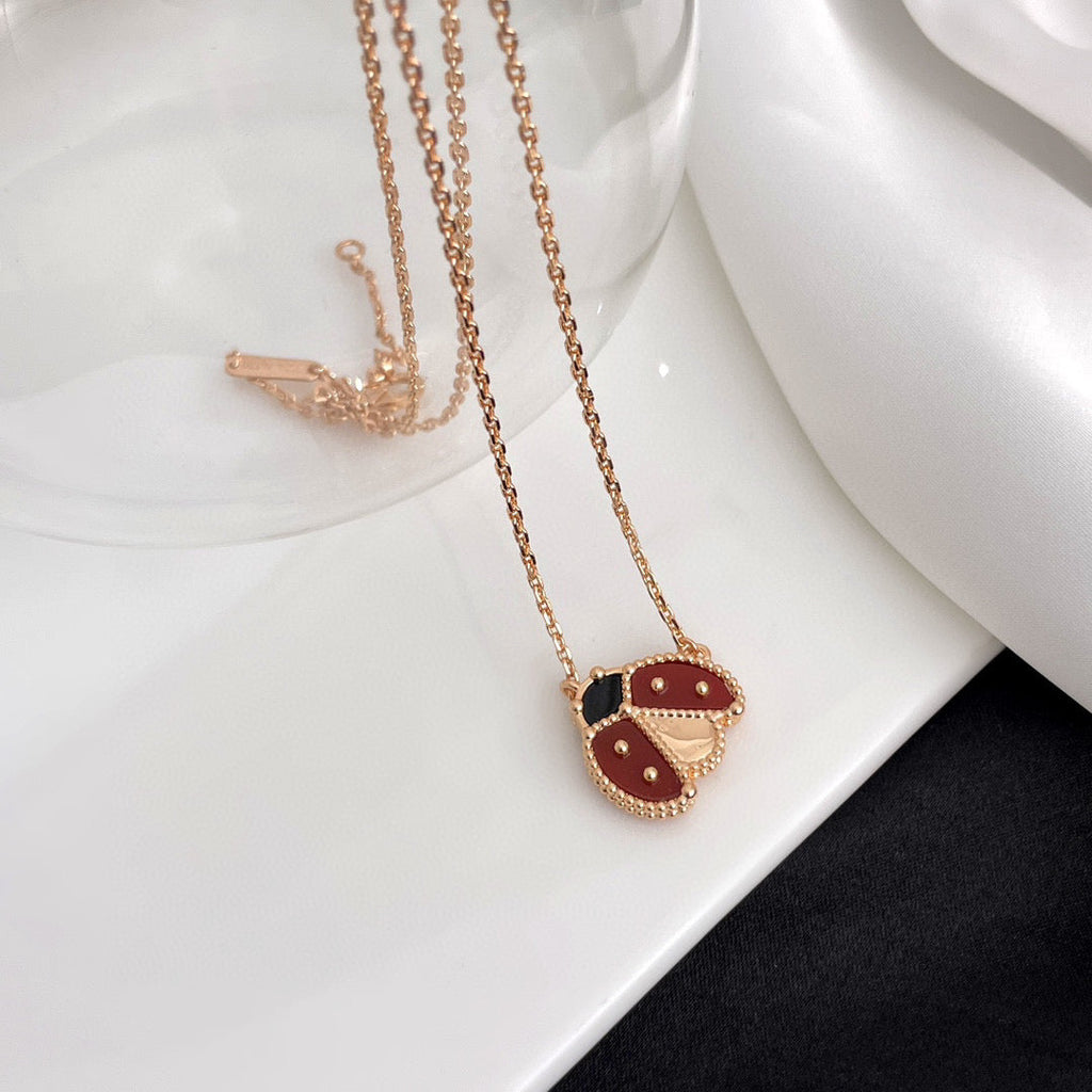 Dream LUCKY CARNELIAN MARIENKÄFER-HALSKETTE