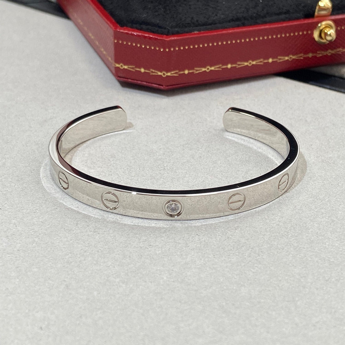 Dream LOVE BRACELET 6.1MM 1 DIAMOND OPEN CUFF