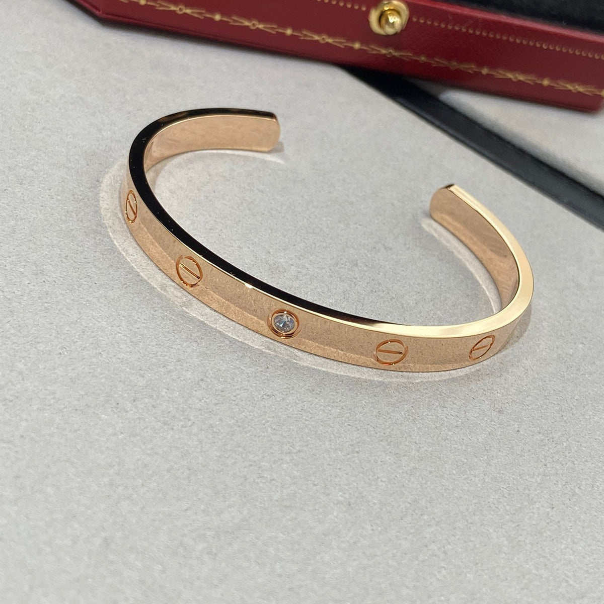 Dream LOVE BRACELET 6.1MM 1 DIAMOND OPEN CUFF