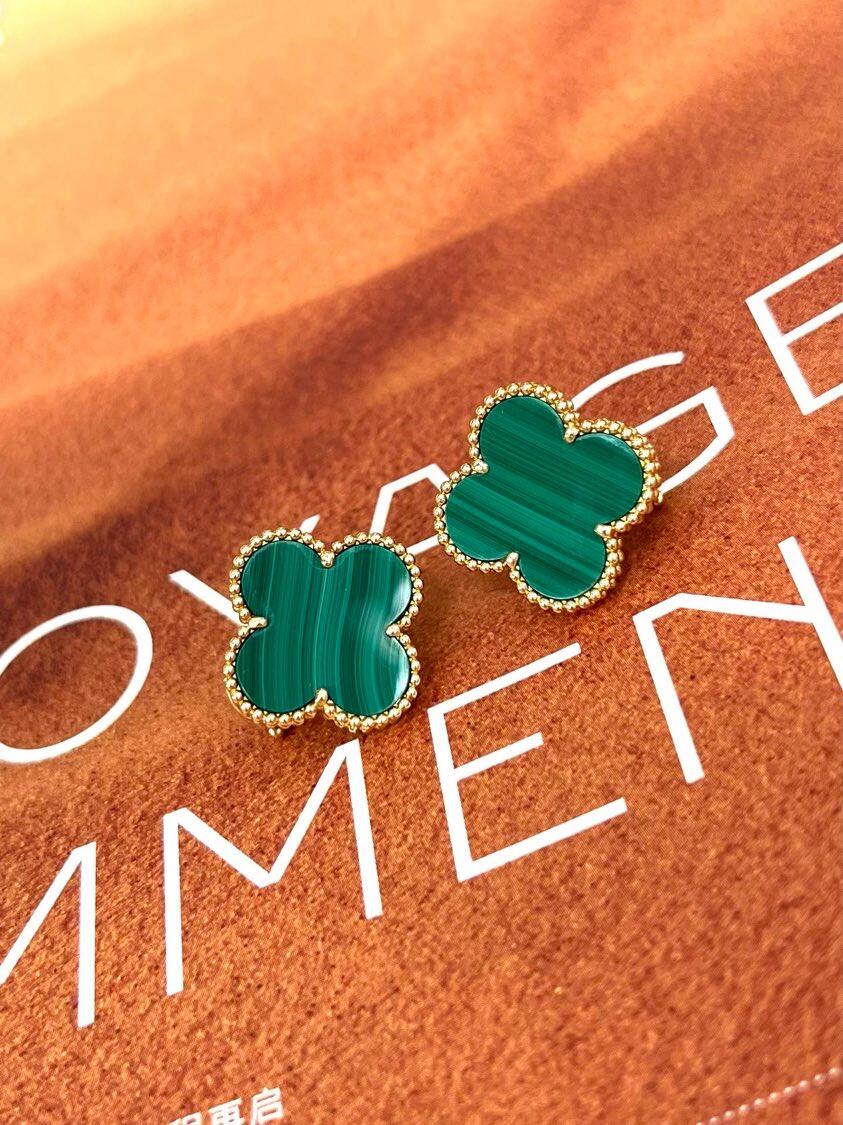 [Dream ] CLOVER LARGE (20mm) 1 MOTIFS GREENER MOP STUD EARRINGS