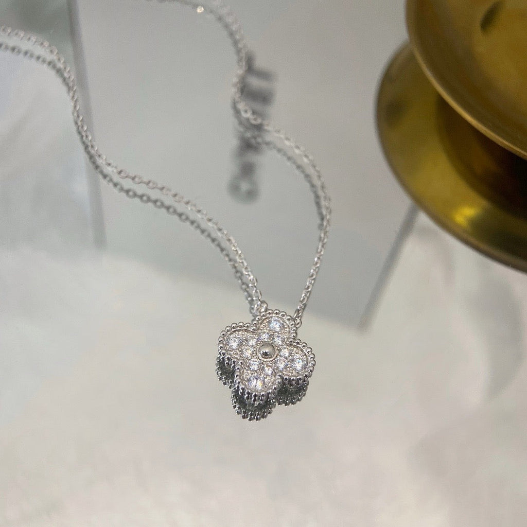 Dream CLOVER 15MM DIAMANT-EINZELBLÜTEN-HALSKETTE