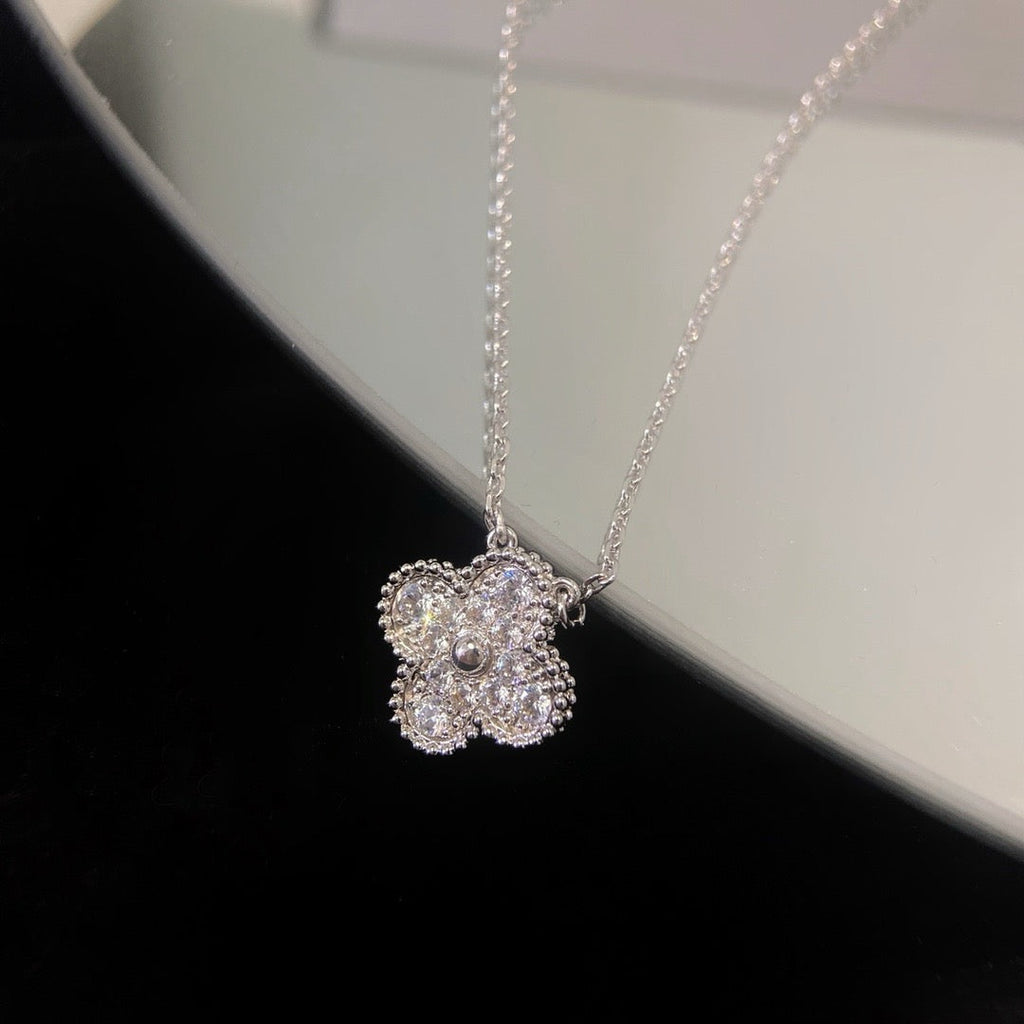 Dream CLOVER 15MM DIAMANT-EINZELBLÜTEN-HALSKETTE