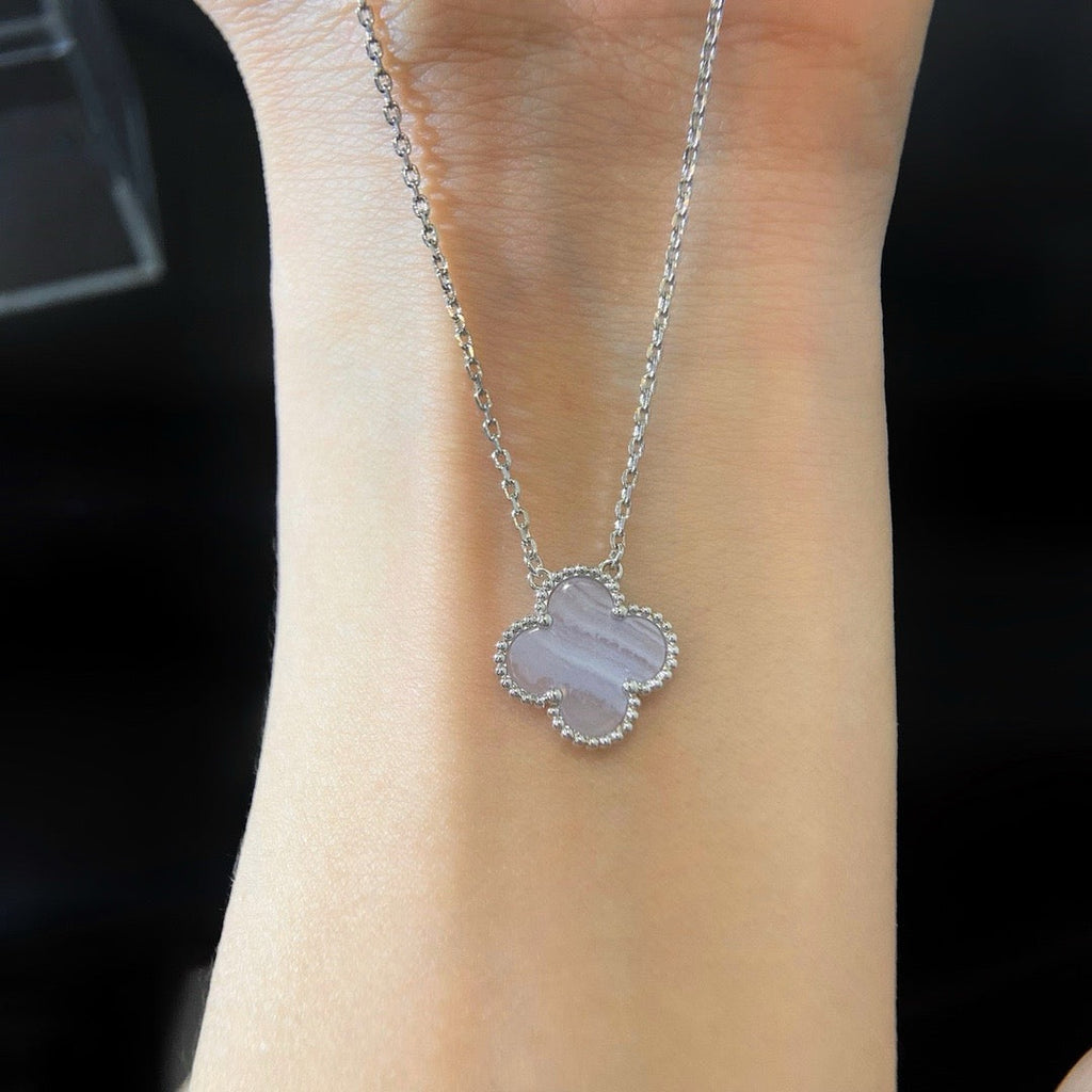 Dream CLOVER 15MM BLUE CHALCEDONY NECKLACE SILVER