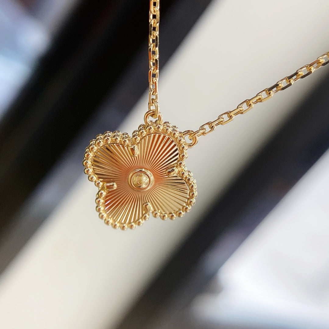 Dream CLOVER 15MM LASER-HALSKETTE