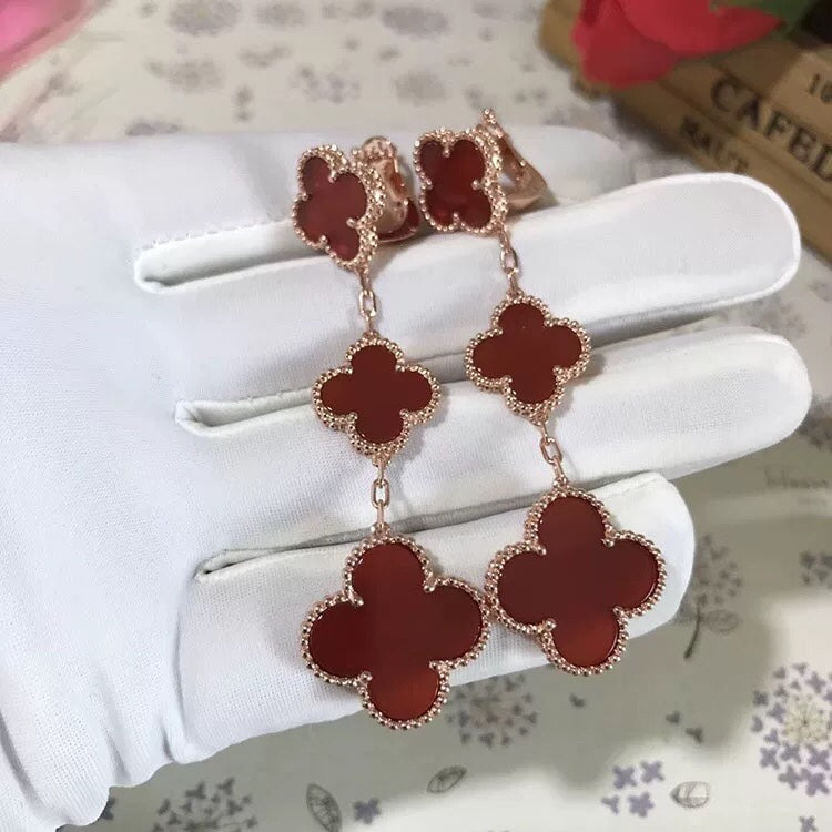 Dream CLOVER 3 MOTIF CARNELIAN DROP EARRINGS