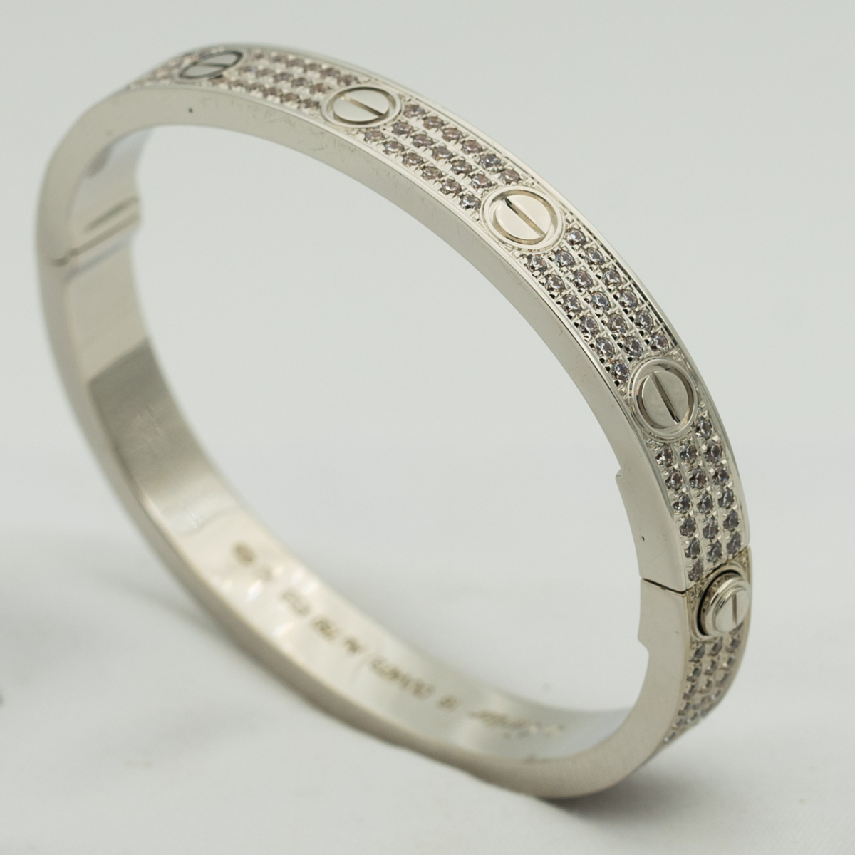 Dream LOVE BRACELET 6.1MM DIAMOND-PAVED