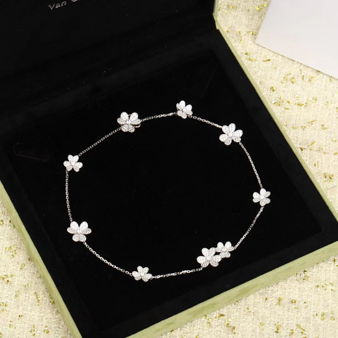 Dream FRIVOLE SILVER 9 FLOWERS NECKLACE