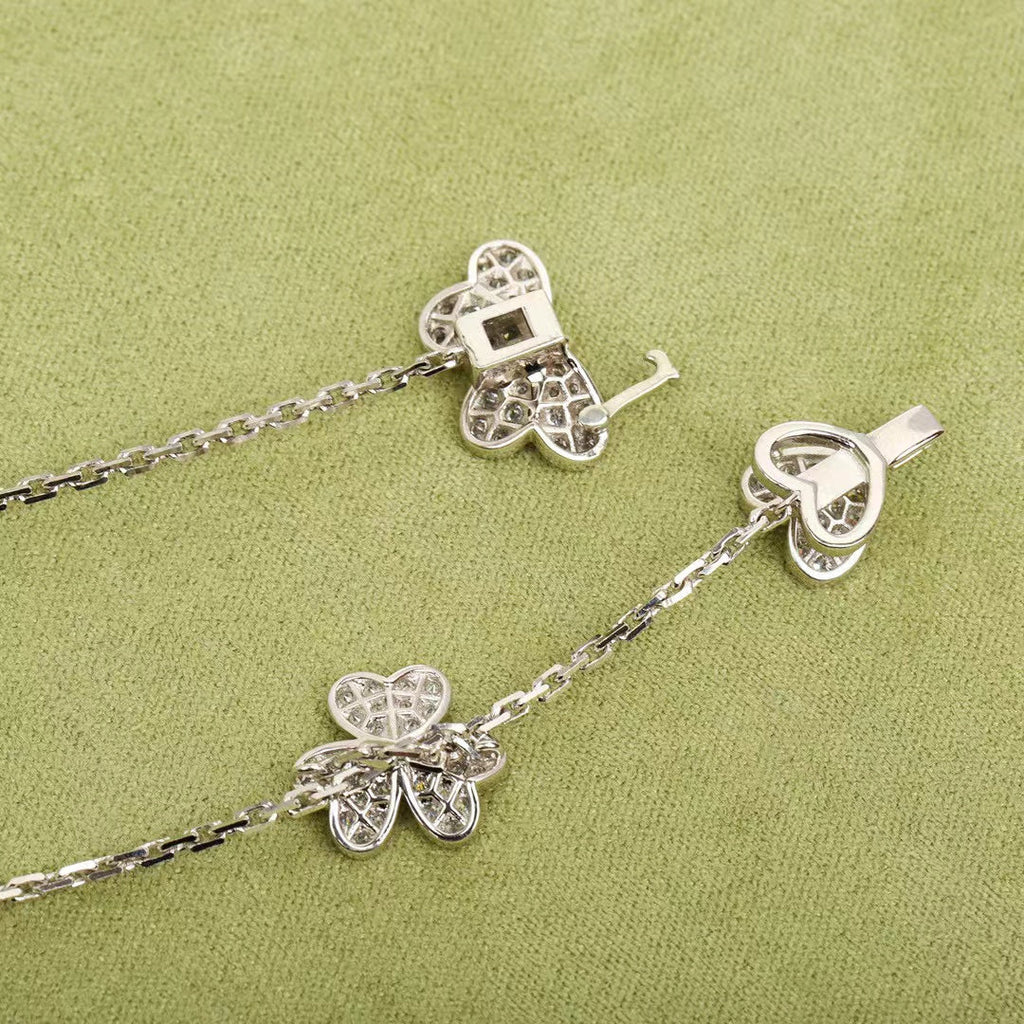 Dream FRIVOLE SILVER 9 FLOWERS NECKLACE