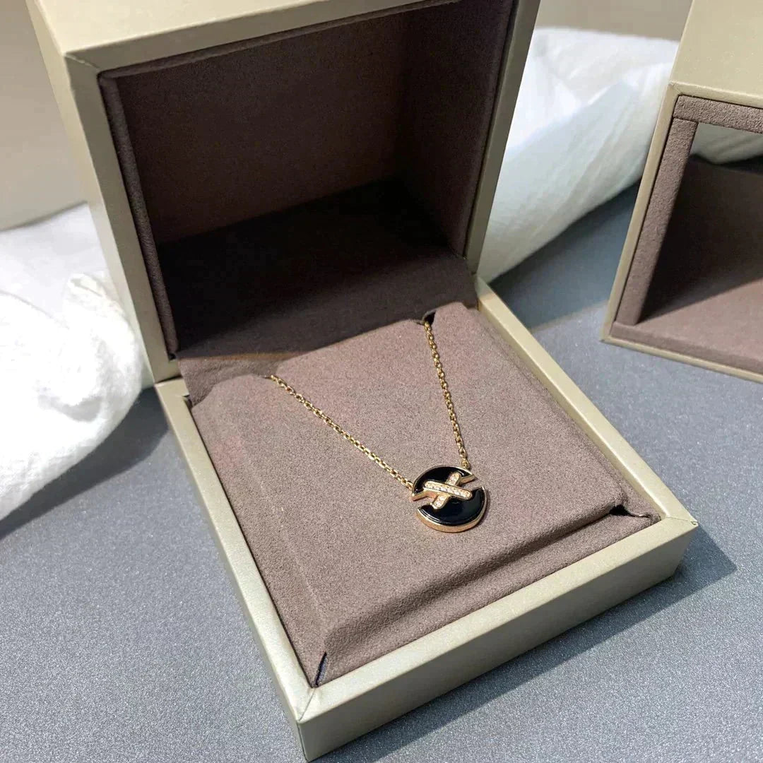 Dream JEUX DE ROSE GOLD DIAMOND NECKLACE