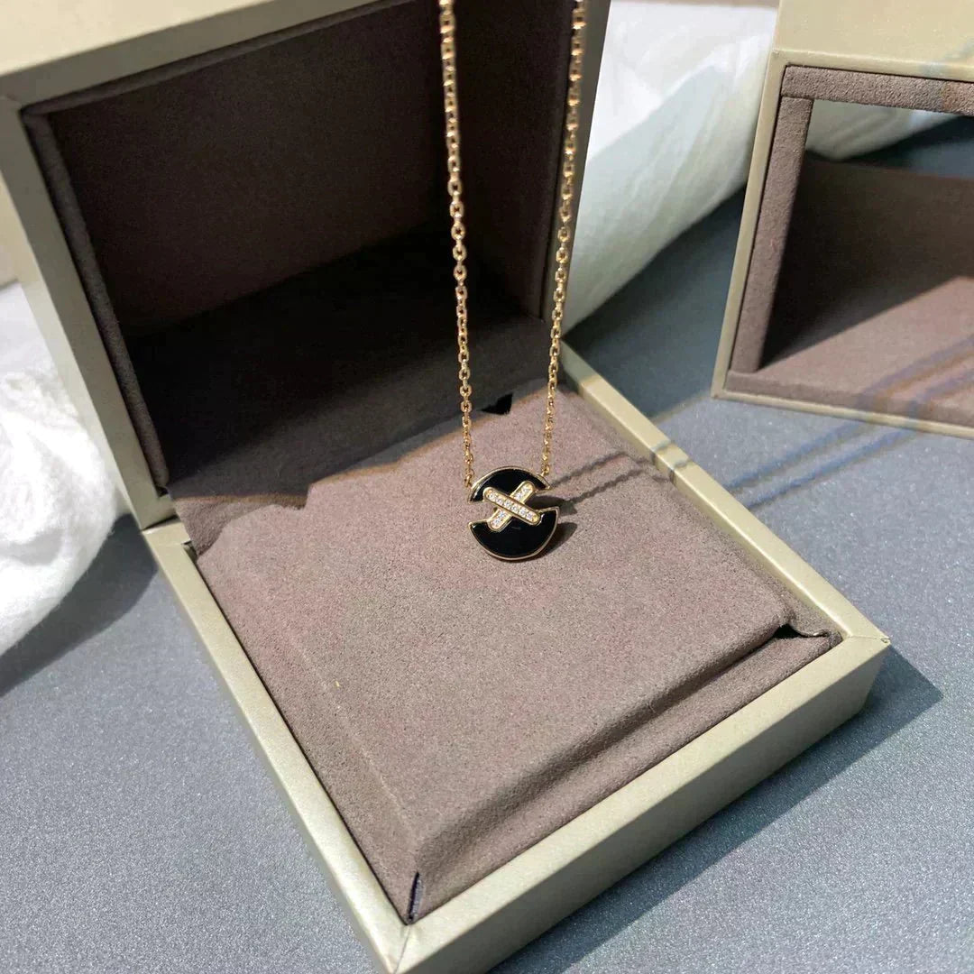 Dream JEUX DE ROSE GOLD DIAMOND NECKLACE