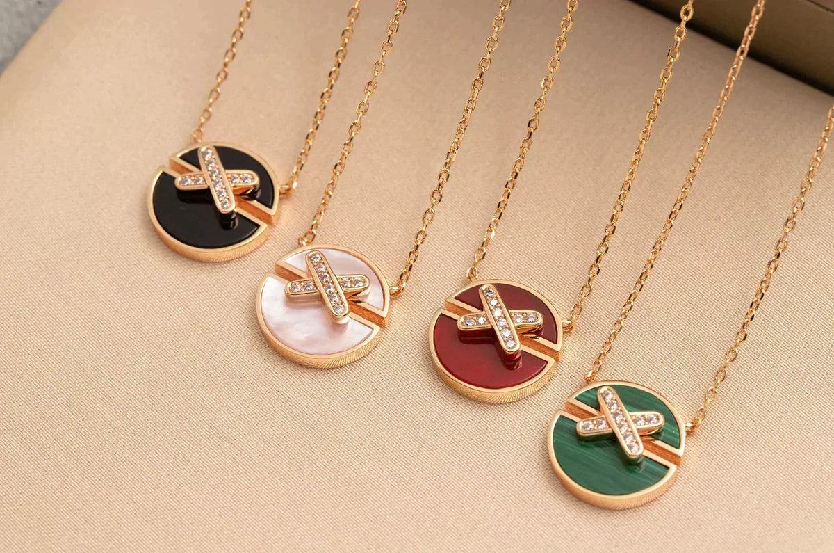 Dream JEUX DE ROSE GOLD DIAMOND NECKLACE