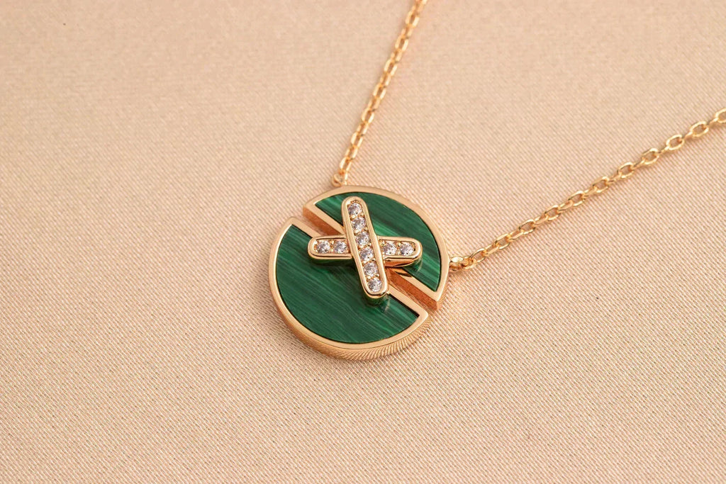 Dream JEUX DE ROSE GOLD DIAMOND NECKLACE