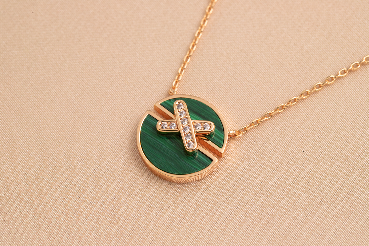 DREAM JEUX DE PINK GOLD DIAMOND NECKLACE