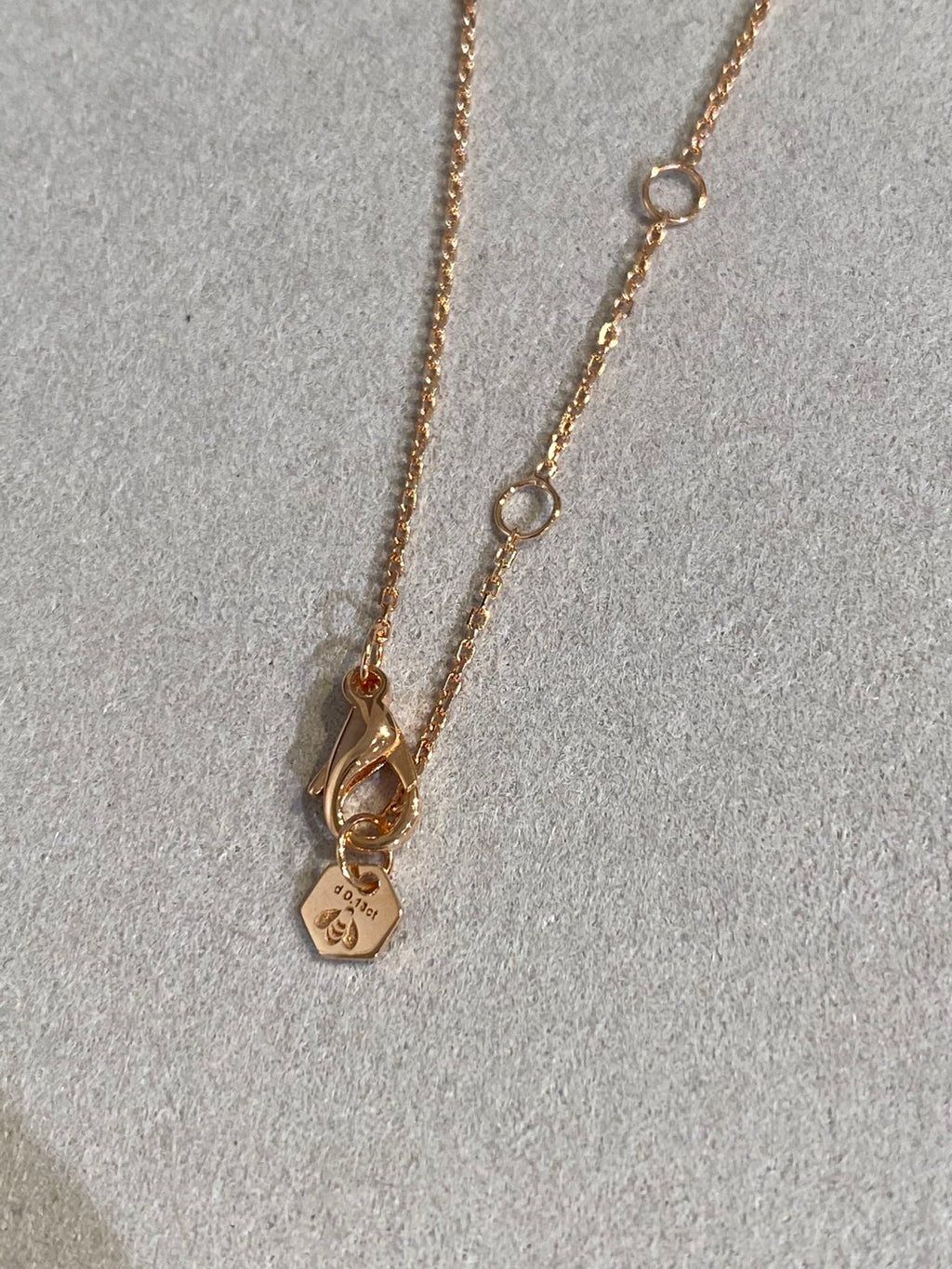 Dream BEE LOVE DIAMOND NECKLACE